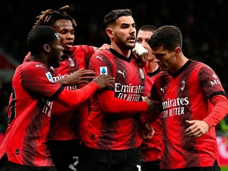 Soi kèo Ac Milan vs Fiorentina vòng 7 giải Serie A 4 soi-keo-ac-milan-vs-fiorentina-1h45-20-10-9